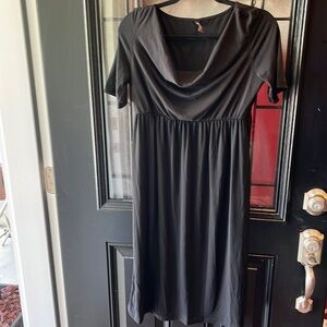 Old navy maternity XS black dress